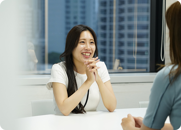 働く女性イメージ画像